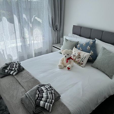 Modern 3-Bed Hideaway Near Westgate With Parking Villa Canterbury Kültér fotó